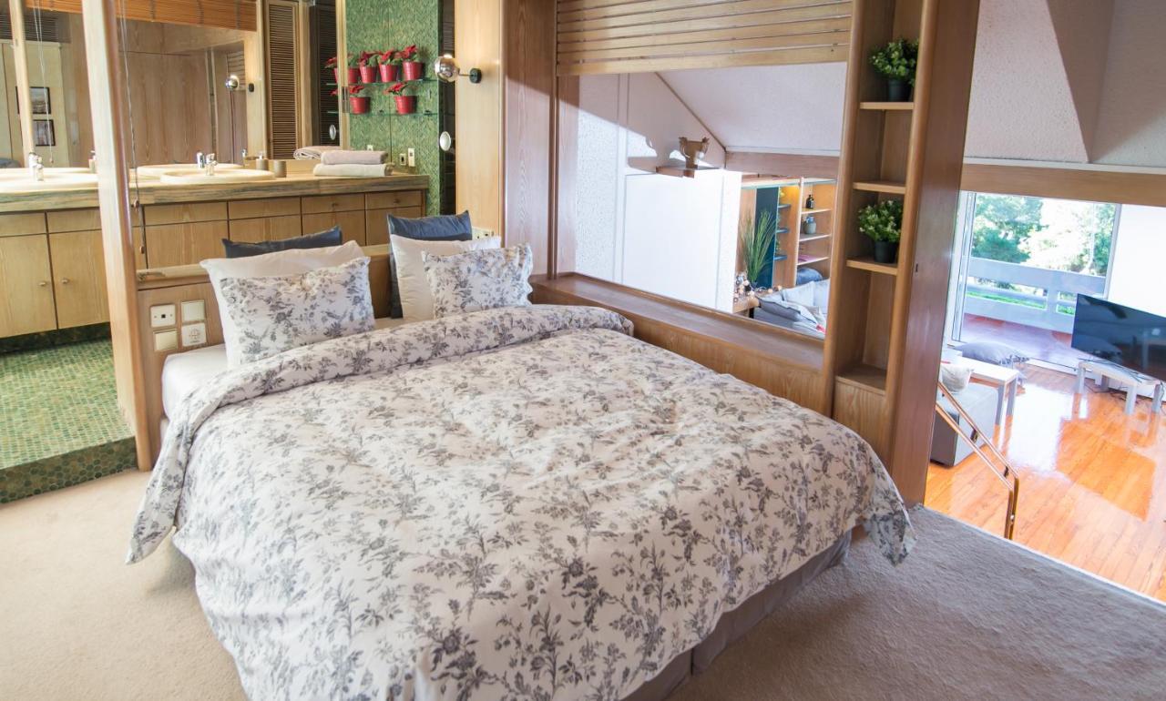 One-Of-A-Kind Athens Riviera Apartment エクステリア 写真